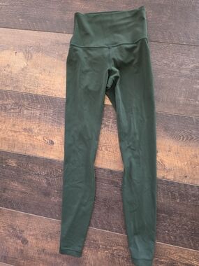 Lululemon Align High Rise Leggings 28” Forest Green Size 2 Nulu Yoga Pants